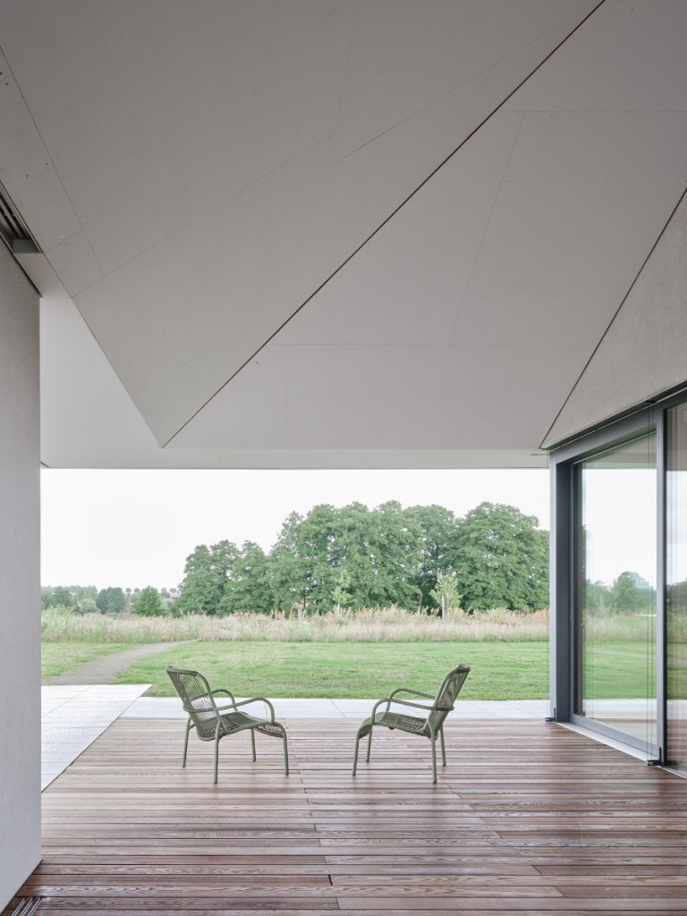 Lakeside House